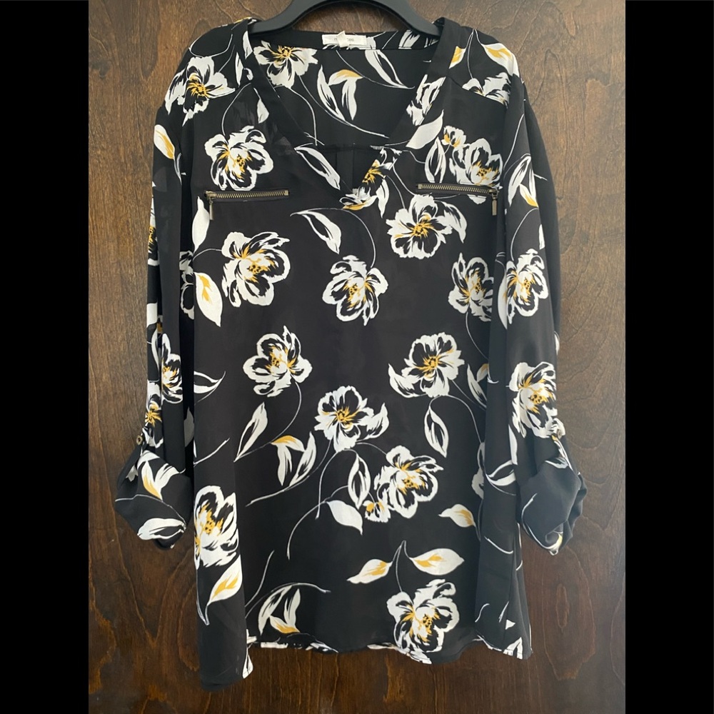 Maurice’s top with optional roll tab sleeves